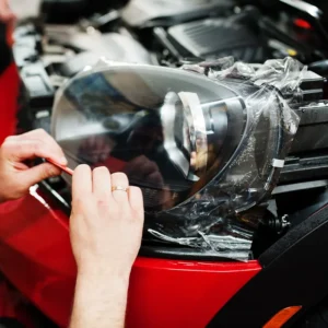 Apsauginė žibintų plėvelė automobiliams skaidri